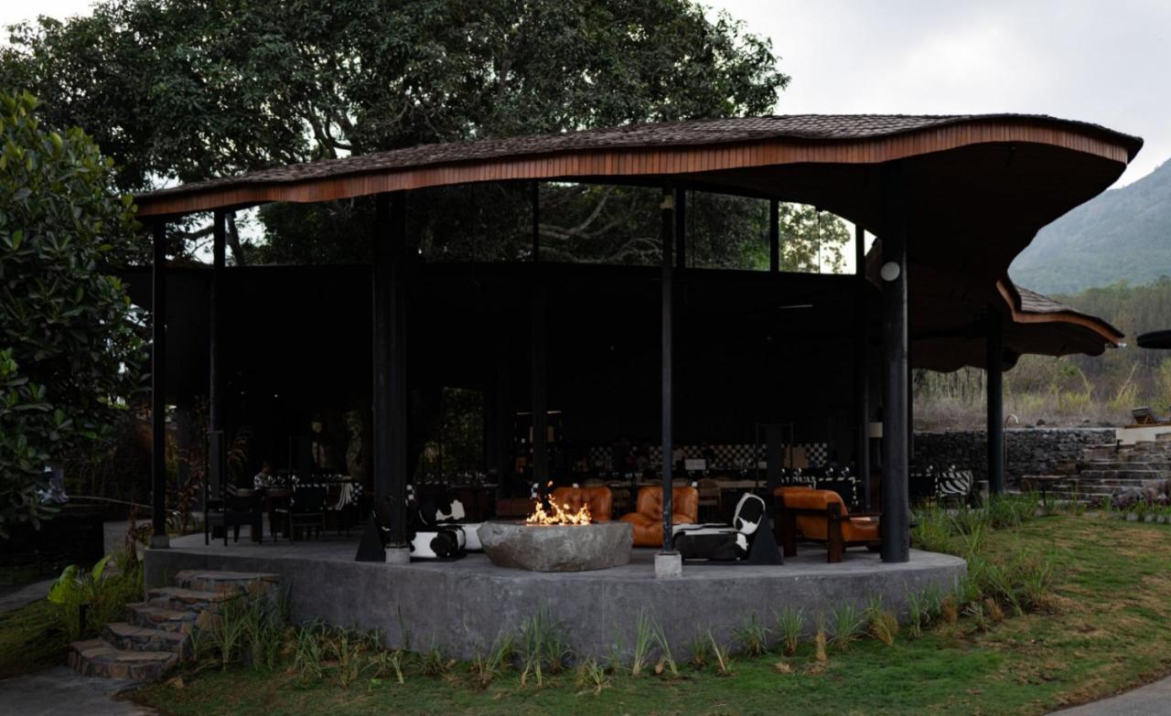 Toteme Glamping And Hot Spring Kintamani Hotel Buitenkant foto
