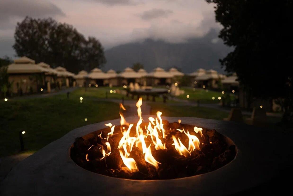 Toteme Glamping And Hot Spring Kintamani Hotel Buitenkant foto