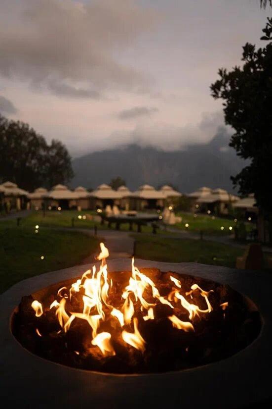 Toteme Glamping And Hot Spring Kintamani Hotel Buitenkant foto